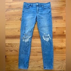 American Eagle Outfitters Light Blue Ripped Skinny Jeans